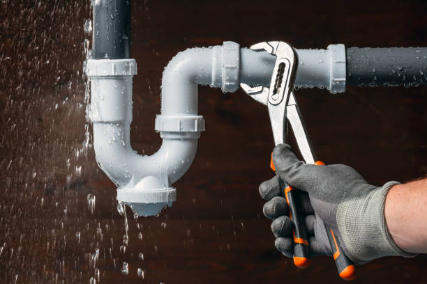 Professional Pipe Repair technician working in Breckenridge, MI